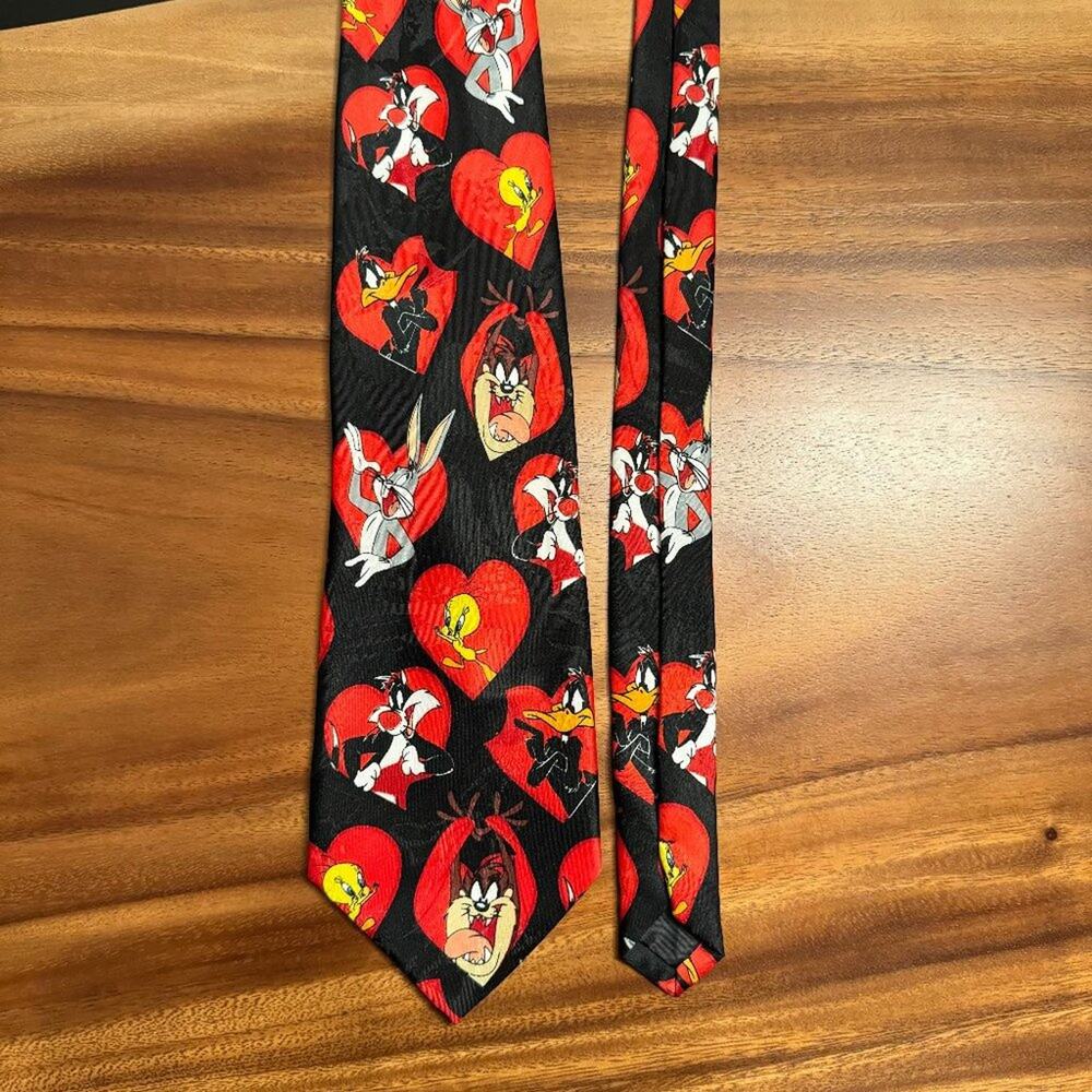 Vintage Looney Tunes Necktie Hearts Valentine's Taz Tweety Bugs 90s Retro